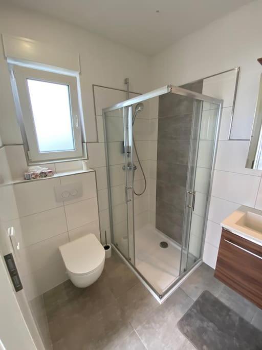 Neues Bungalow Fuer Bis Zu 4 Personen Oberhausen  Zewnętrze zdjęcie